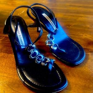 Beautiful black patent leather sandals with silvertone hardware MANOLOBLAHNIK!